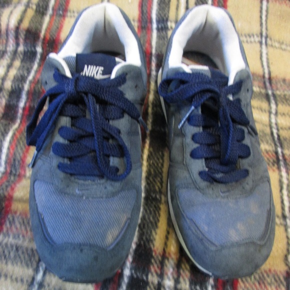 le scarpe nike numero 75 poshmark mens le scarpe nike numero 75 poshmark mens